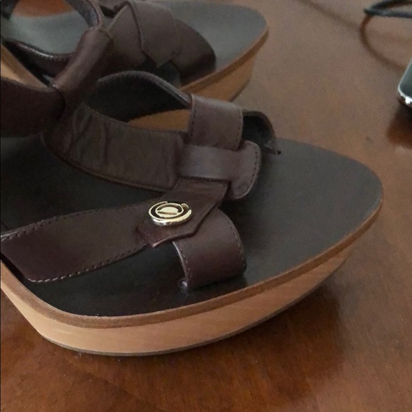 Sandel - Picture 7 of 9